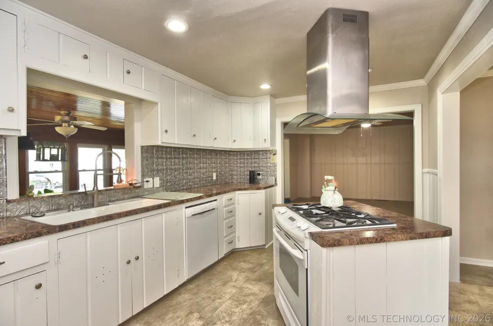 530 S 19th Street Collinsville, OK 74021