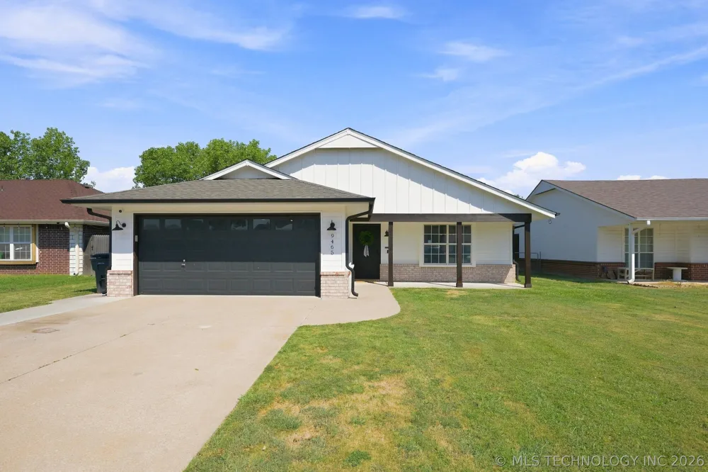 9465 E Sprucewood Drive Claremore, OK 74019