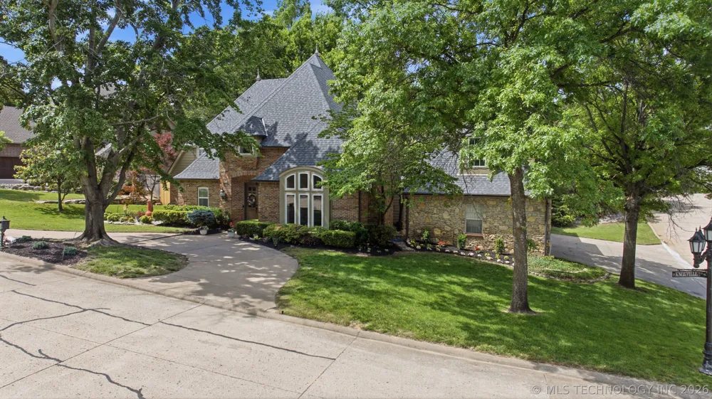10202 S Knoxville Avenue Tulsa, OK 74137