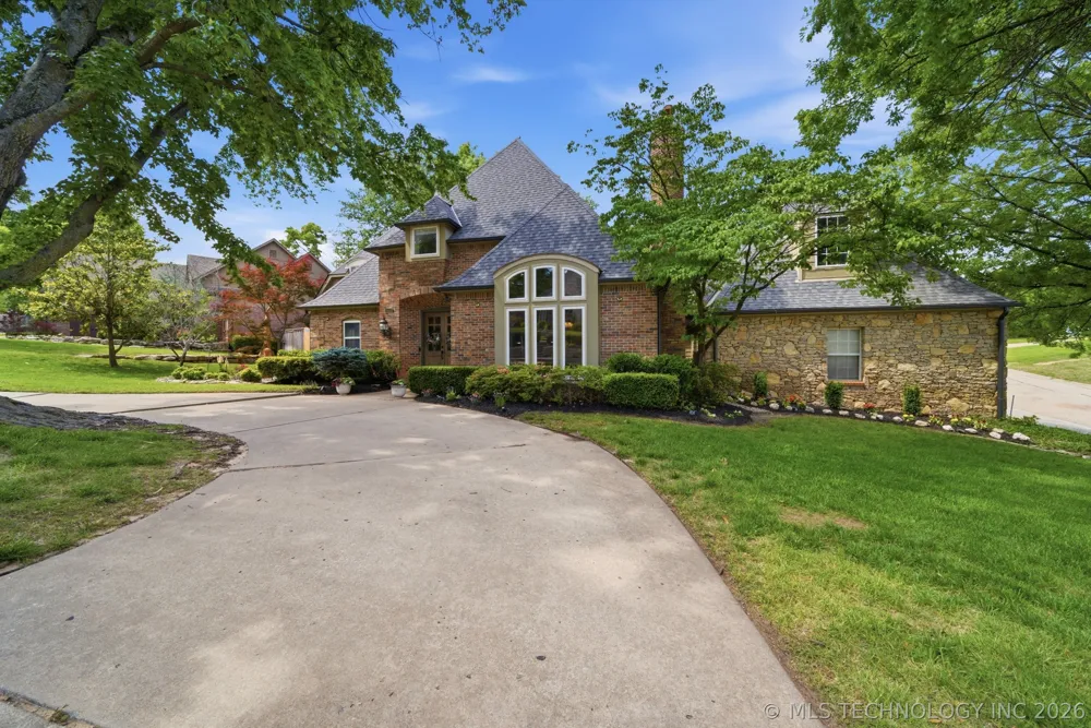 10202 S Knoxville Avenue Tulsa, OK 74137