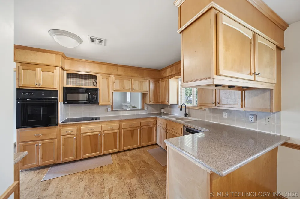 3642 S Hudson Avenue Tulsa, OK 74135