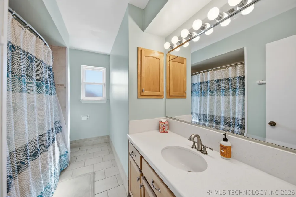 3642 S Hudson Avenue Tulsa, OK 74135