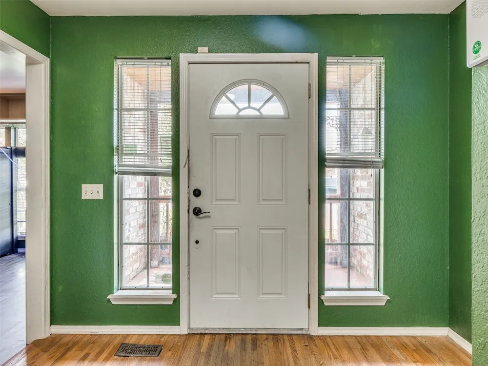 2411 W Kent Street Broken Arrow, OK 74012