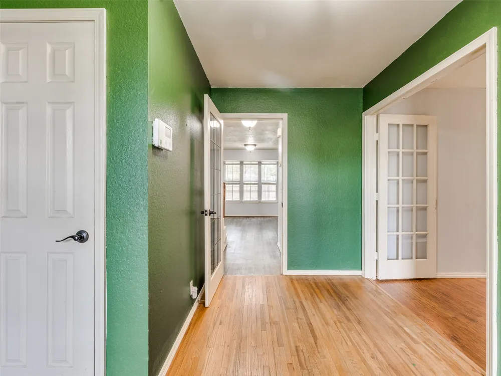 2411 W Kent Street Broken Arrow, OK 74012