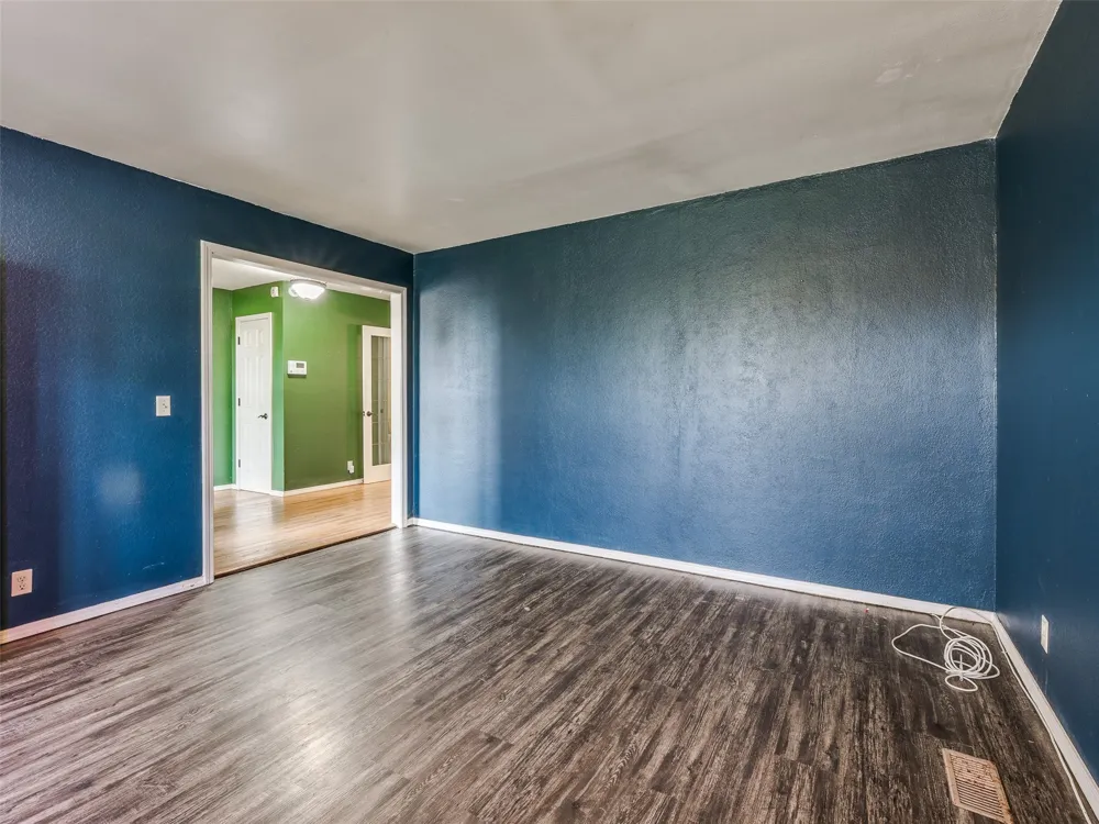 2411 W Kent Street Broken Arrow, OK 74012