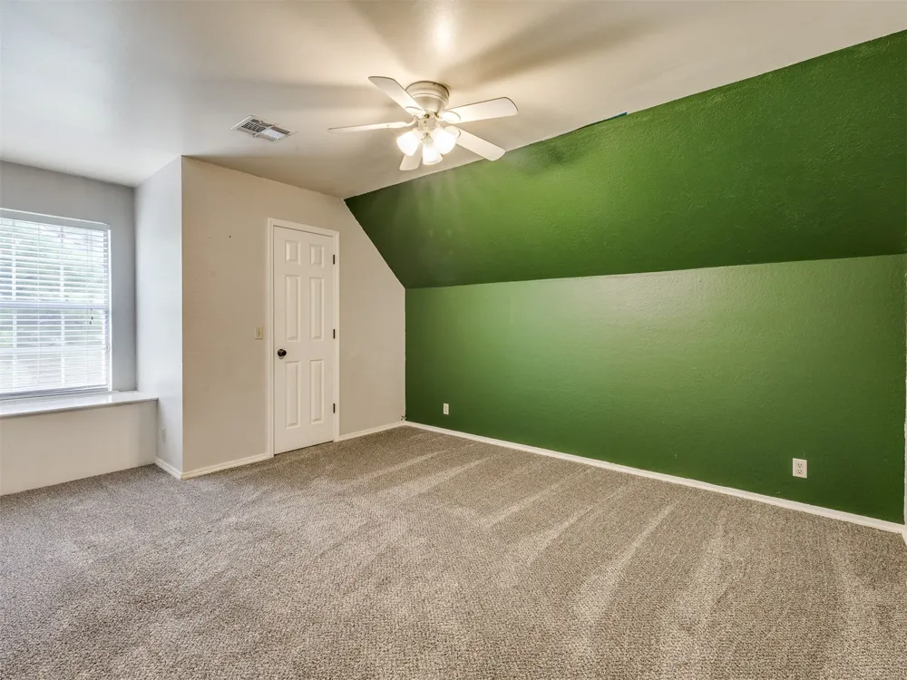 2411 W Kent Street Broken Arrow, OK 74012