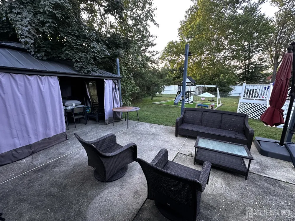 5 Nicholas Drive Old Bridge, NJ 08857