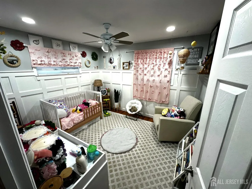 5 Nicholas Drive Old Bridge, NJ 08857