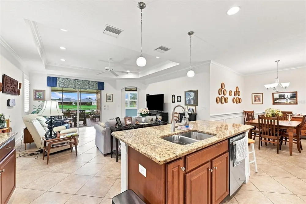 629 CHIPPER DRIVE Sun City Center, FL 33573