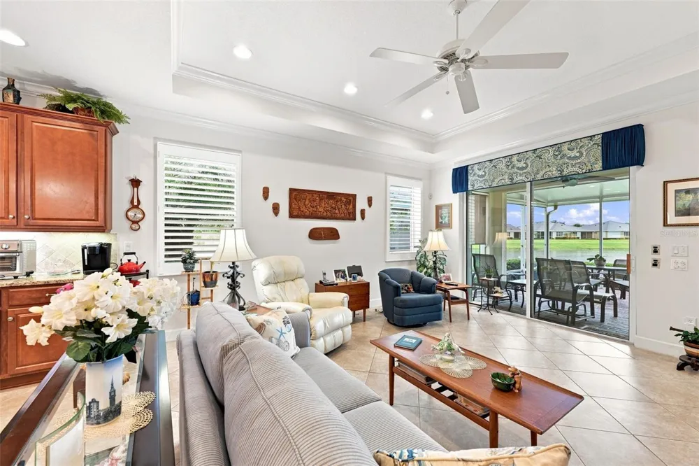 629 CHIPPER DRIVE Sun City Center, FL 33573