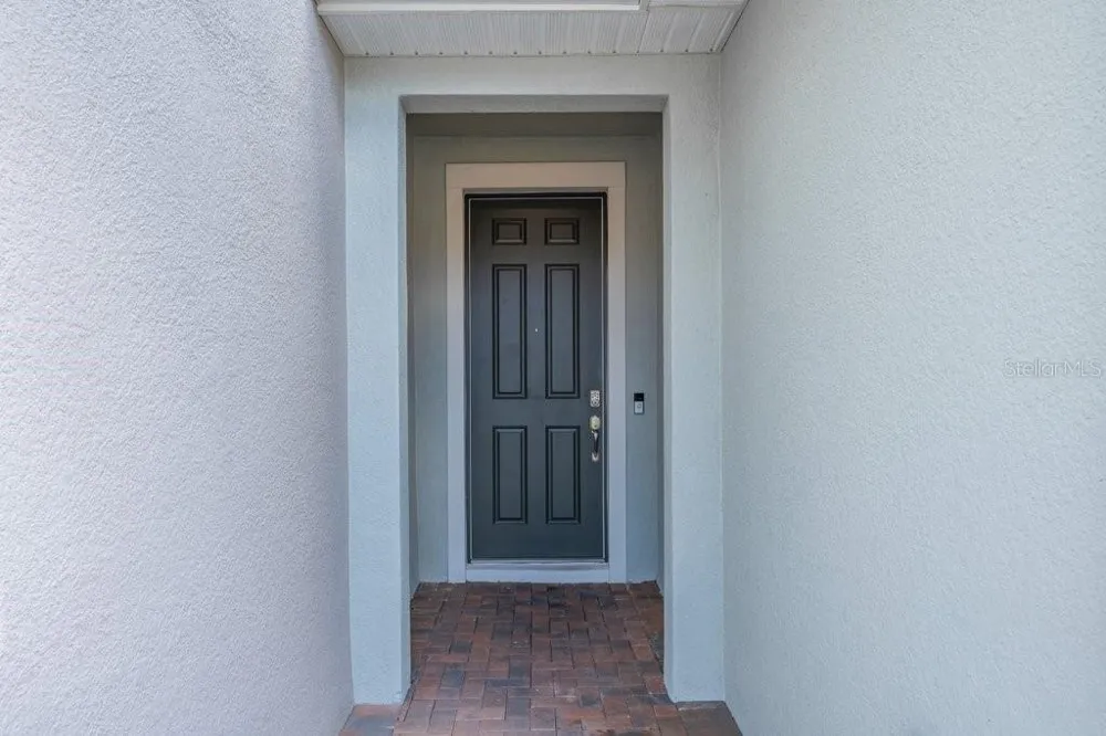 5730 SKYTOP LANE Lithia, FL 33547