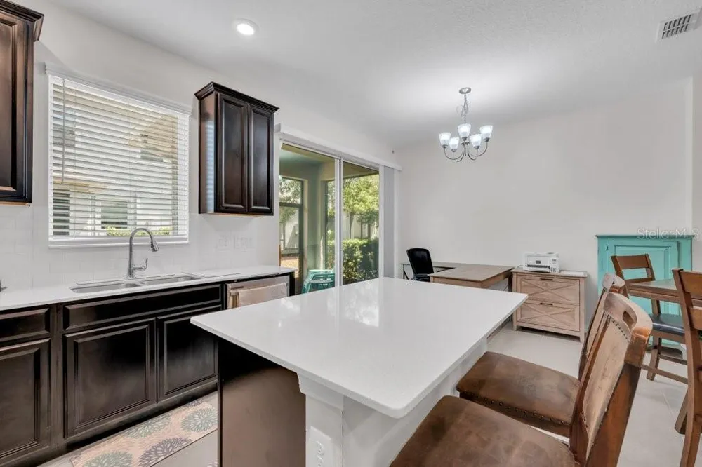 5730 SKYTOP LANE Lithia, FL 33547