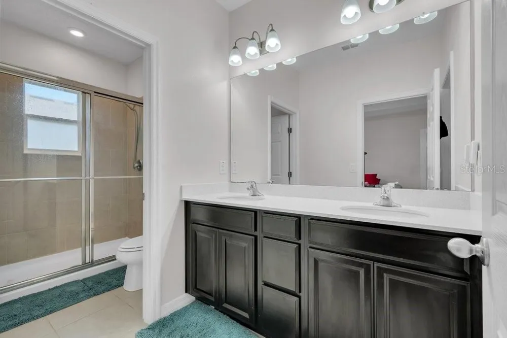 5730 SKYTOP LANE Lithia, FL 33547