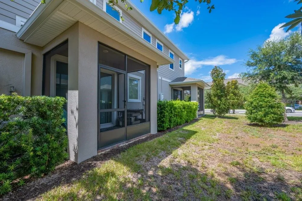 5730 SKYTOP LANE Lithia, FL 33547