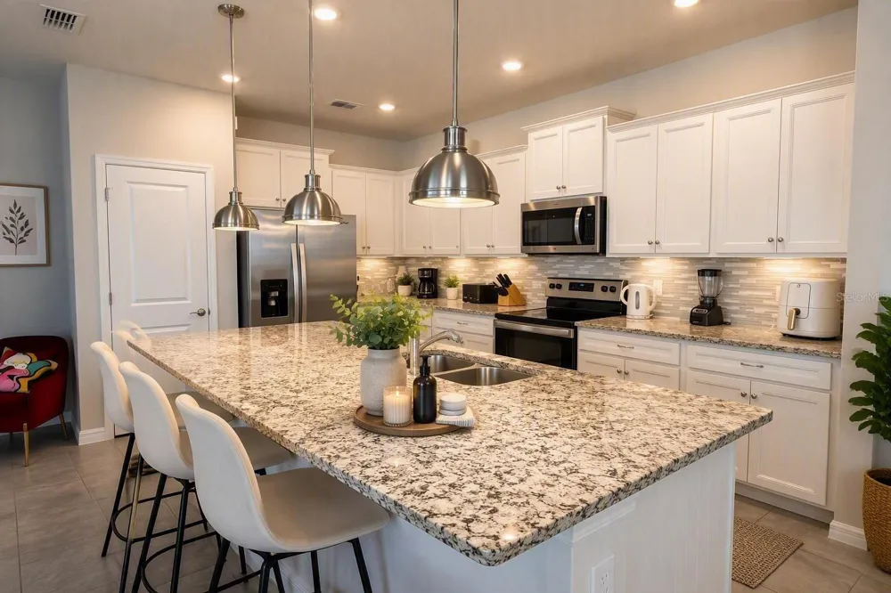 4314 LANA AVENUE Davenport, FL 33897