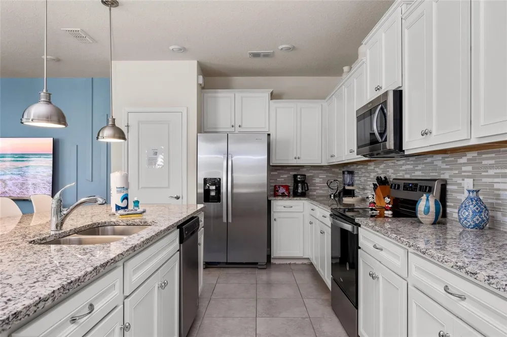 4314 LANA AVENUE Davenport, FL 33897