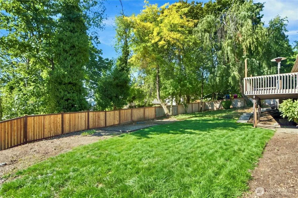 13945 SE 60th Street Bellevue, WA 98006