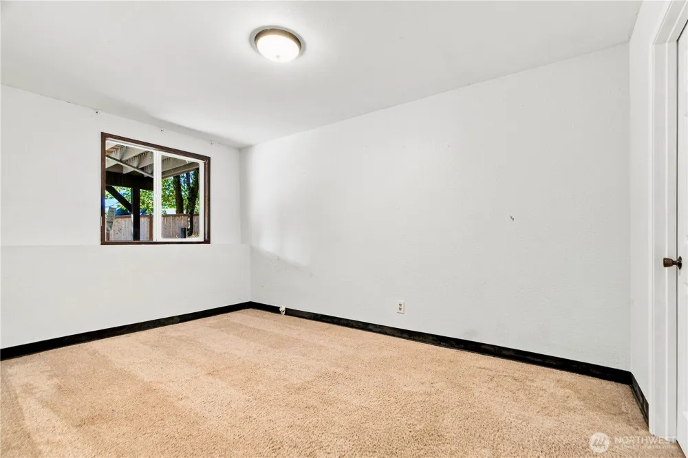 13945 SE 60th Street Bellevue, WA 98006