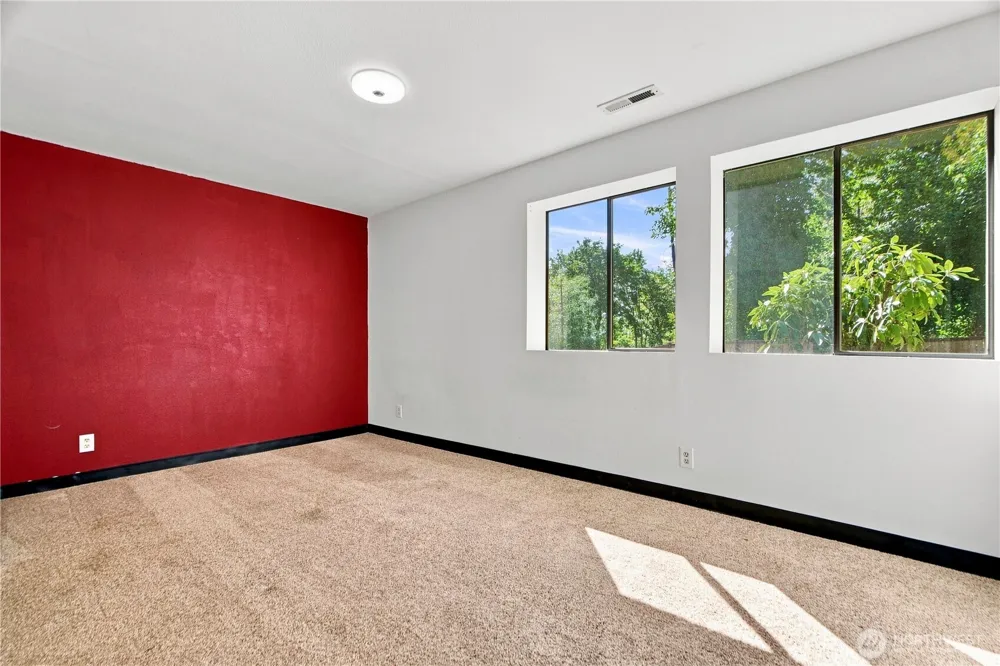 13945 SE 60th Street Bellevue, WA 98006
