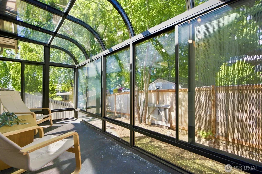 13945 SE 60th Street Bellevue, WA 98006