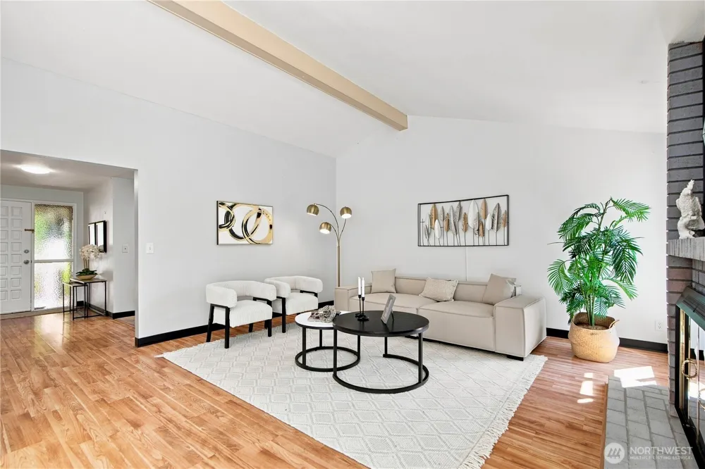 13945 SE 60th Street Bellevue, WA 98006