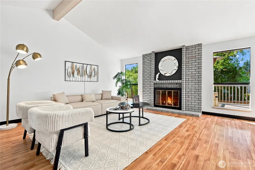 13945 SE 60th Street Bellevue, WA 98006