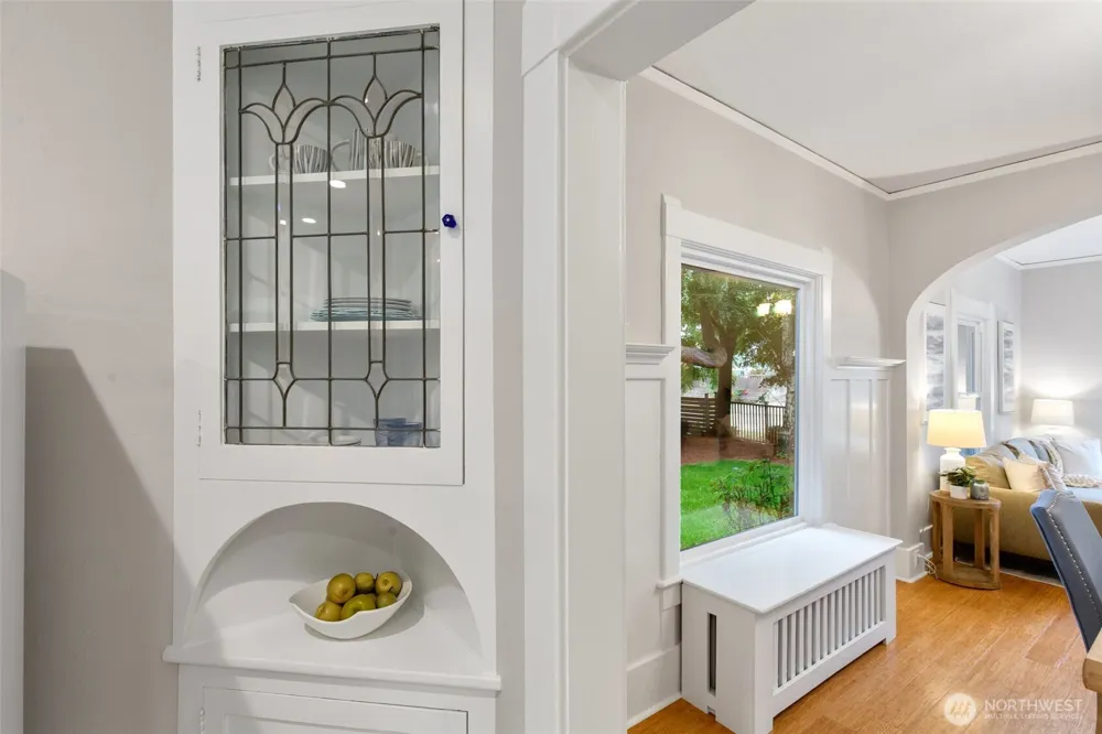 313 NE 76th Street Seattle, WA 98115