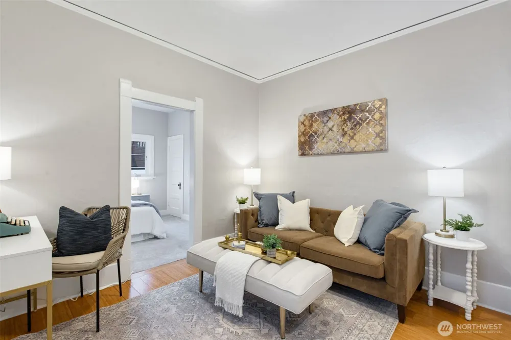 313 NE 76th Street Seattle, WA 98115