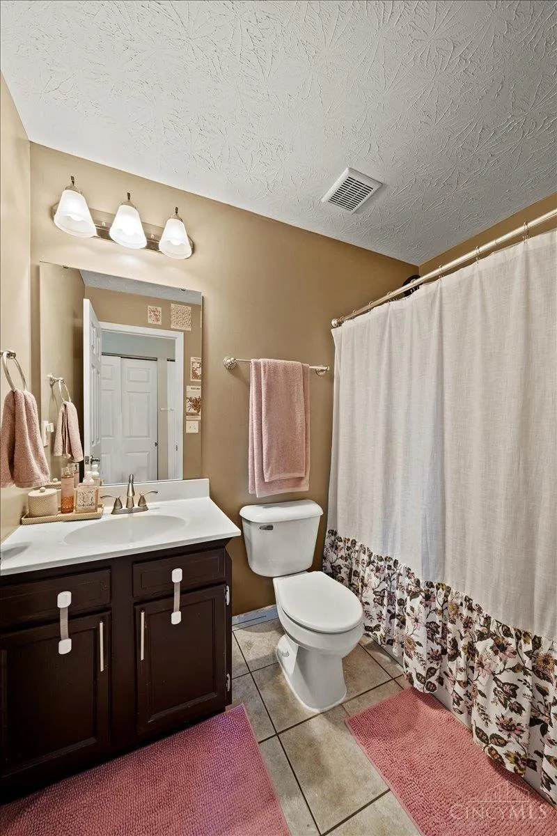 4261 Tranquility Court Batavia, OH 45103