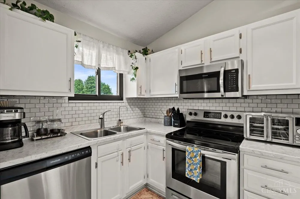 4261 Tranquility Court Batavia, OH 45103