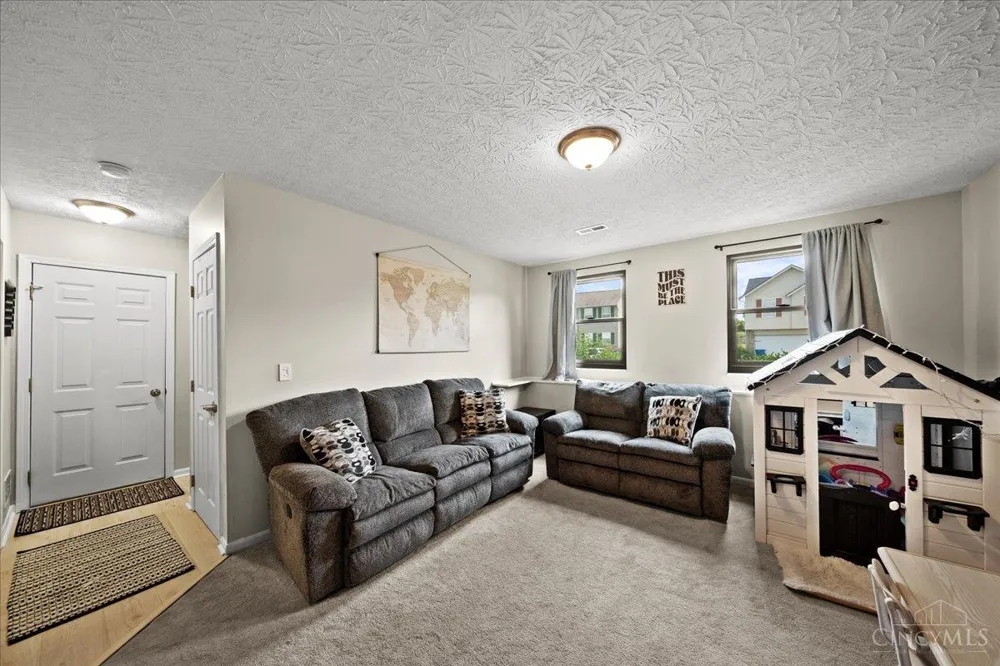 4261 Tranquility Court Batavia, OH 45103