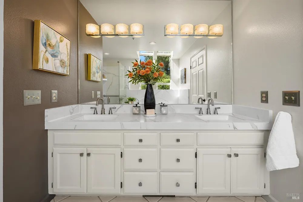 412 Fairway Court Healdsburg, CA 95448