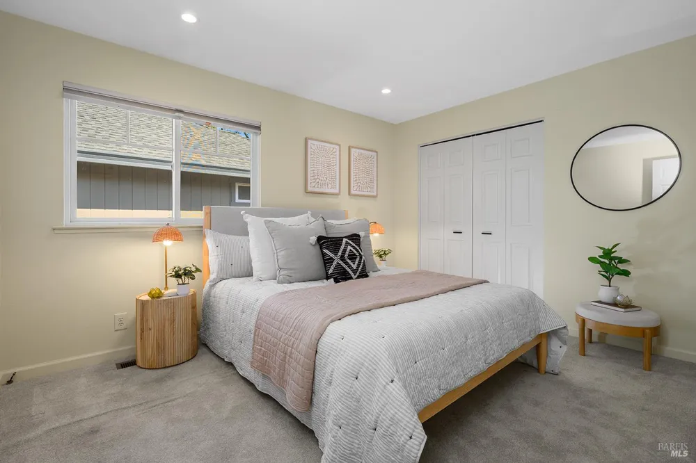 412 Fairway Court Healdsburg, CA 95448