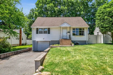101 PINECREST TERRACE