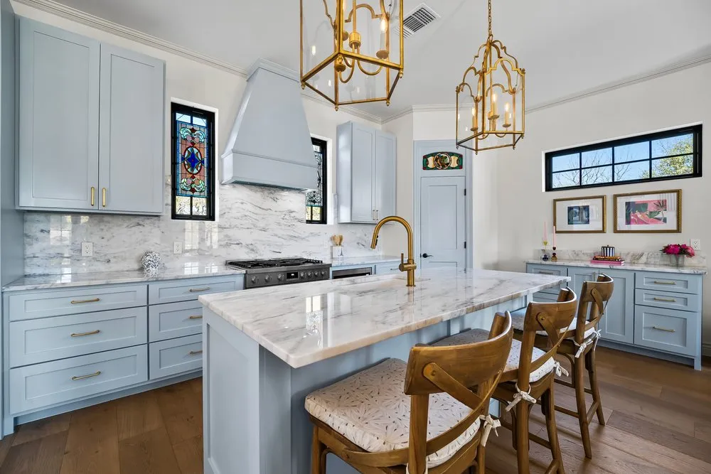 1804 S 6th Street Austin, TX 78704
