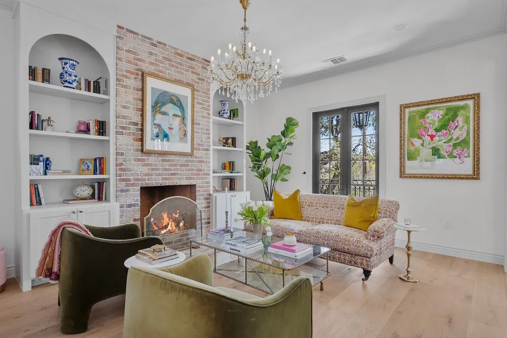 1804 S 6th Street Austin, TX 78704