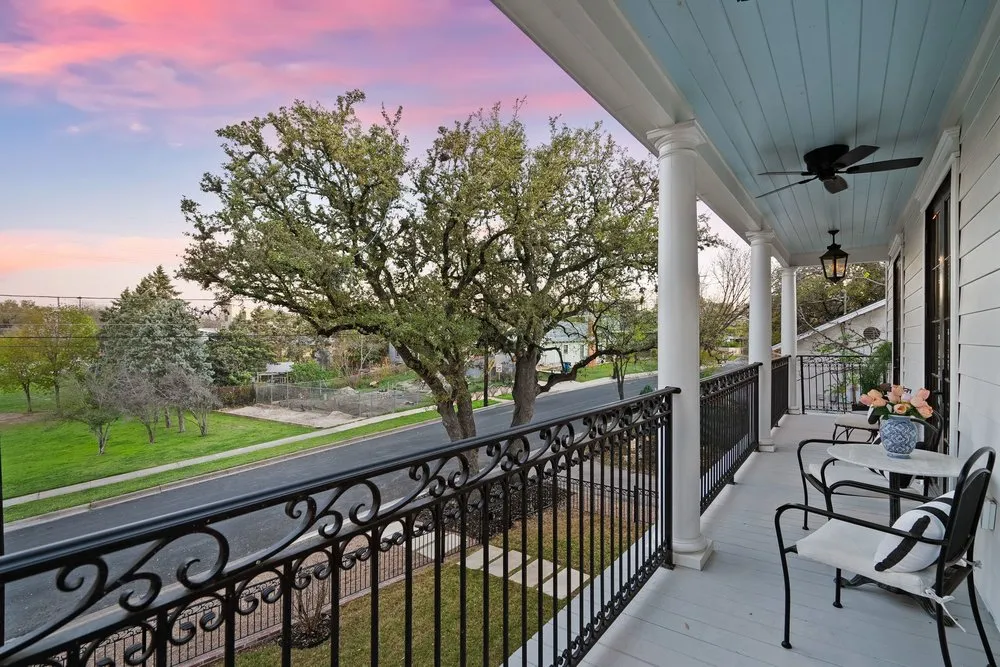 1804 S 6th Street Austin, TX 78704