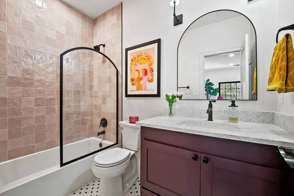 1804 S 6th Street Austin, TX 78704