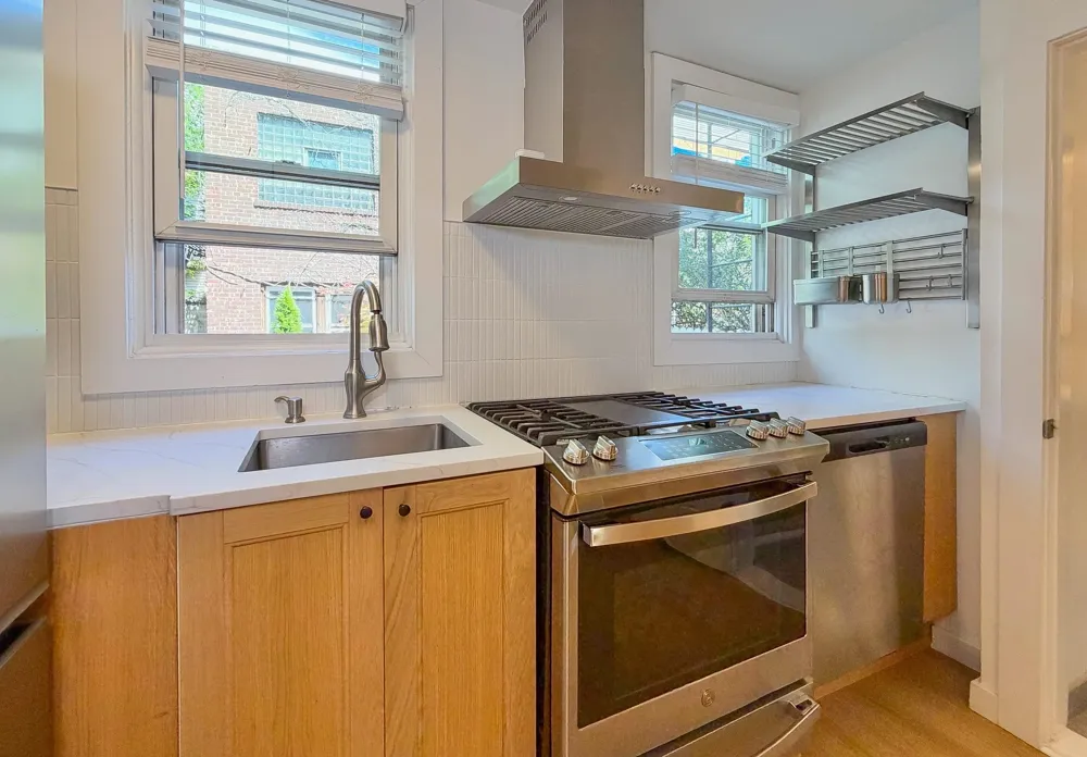 432 2ND ST Jersey City, NJ 07302