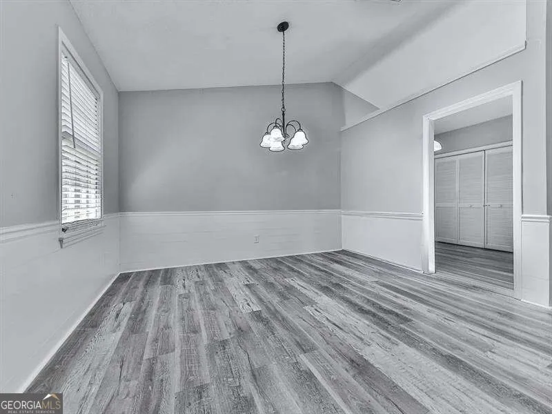 650 Radford CIR Woodstock, GA 30188