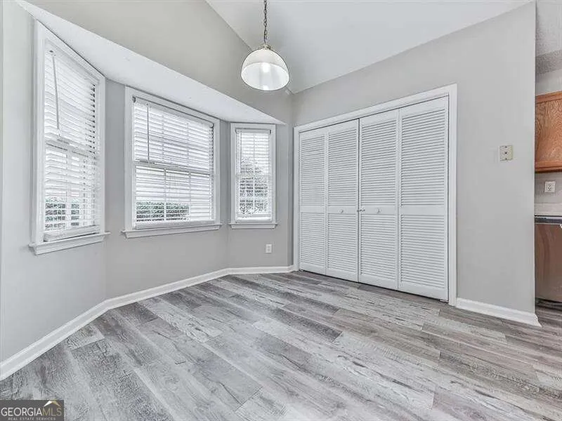 650 Radford CIR Woodstock, GA 30188