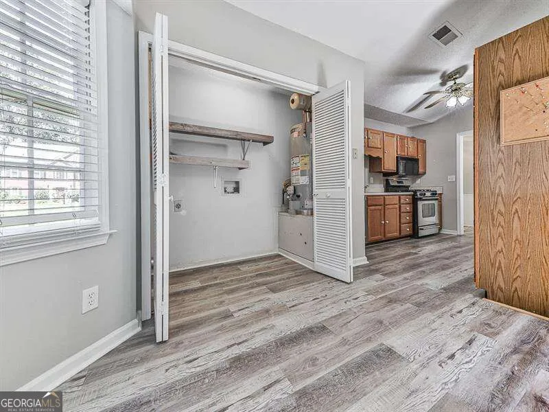 650 Radford CIR Woodstock, GA 30188