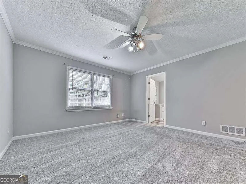 650 Radford CIR Woodstock, GA 30188