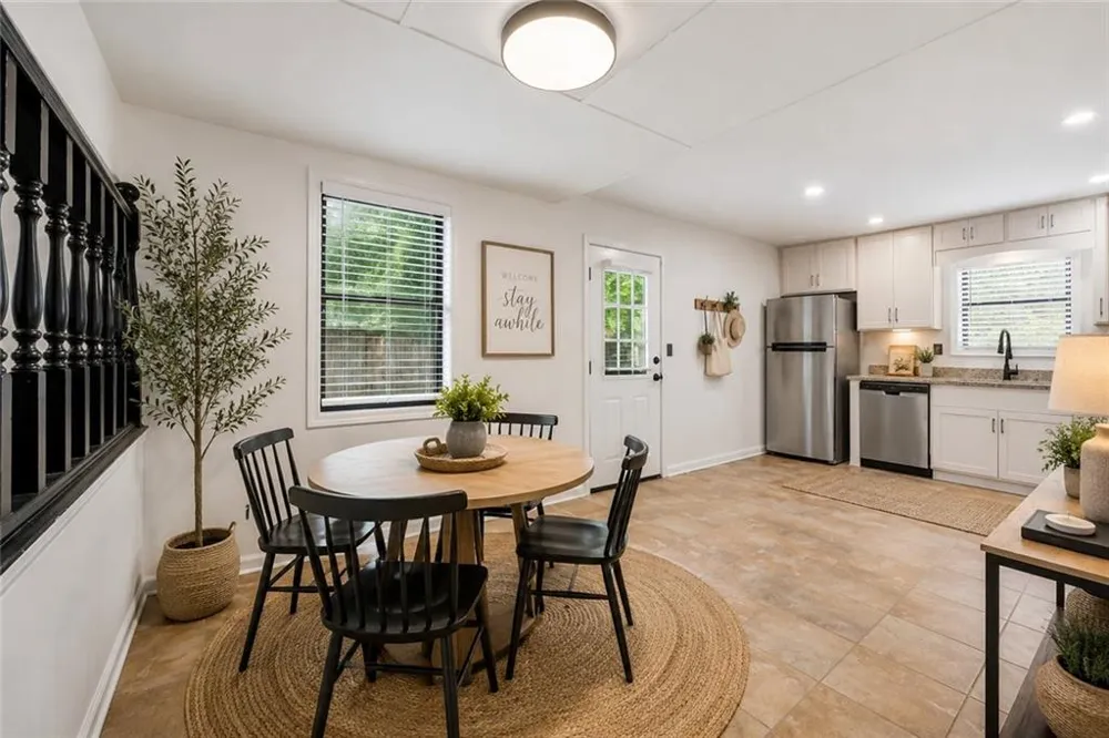 627 Ridge Avenue Stone Mountain, GA 30083