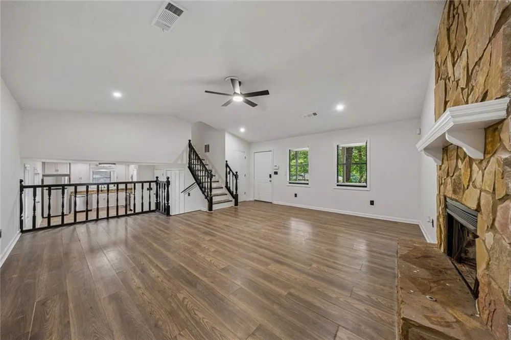 627 Ridge Avenue Stone Mountain, GA 30083
