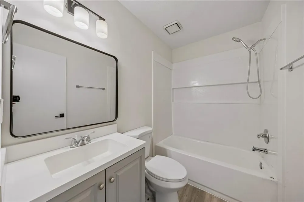 627 Ridge Avenue Stone Mountain, GA 30083