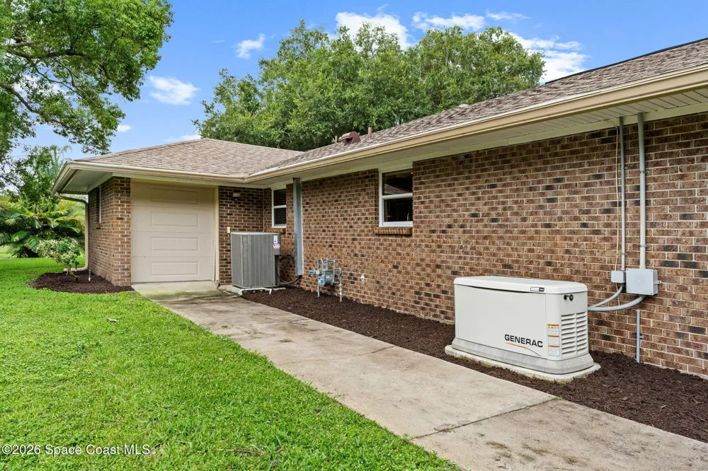 3810 Oakhill Drive Titusville, FL 32780