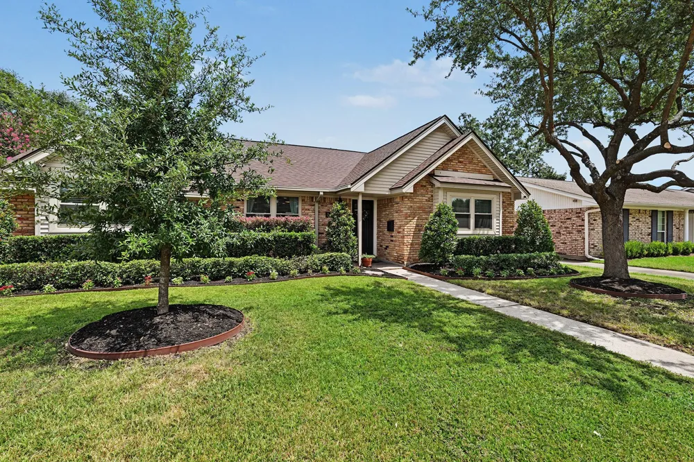 2411 Tannehill Drive Houston, TX 77008