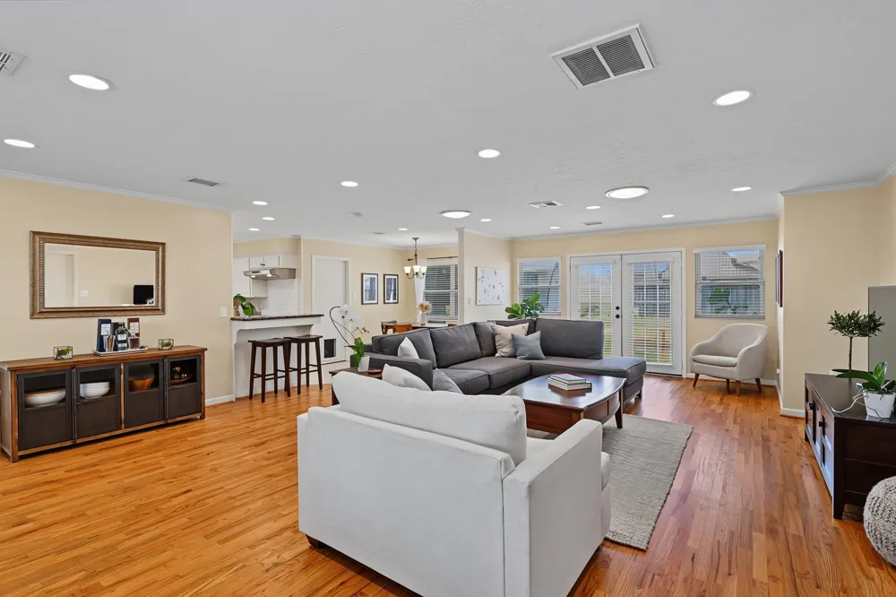 2411 Tannehill Drive Houston, TX 77008