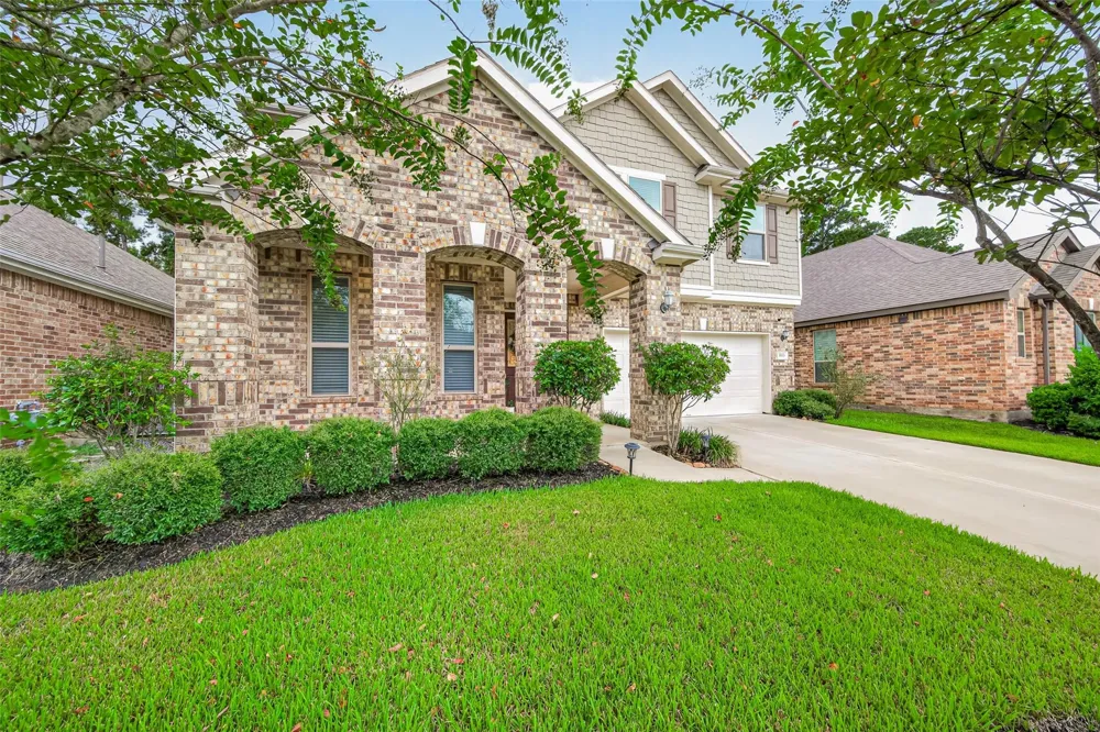 3933 Eagle Nest Lake Lane Magnolia, TX 77354